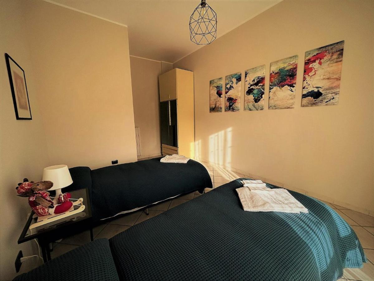 Acquamarina Holiday House Salerno Esterno foto