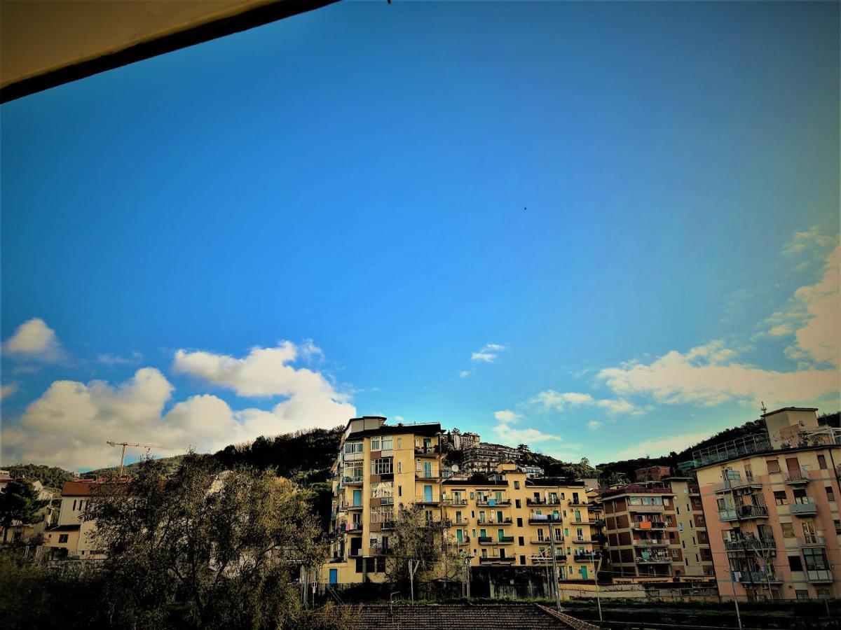 Acquamarina Holiday House Salerno Esterno foto